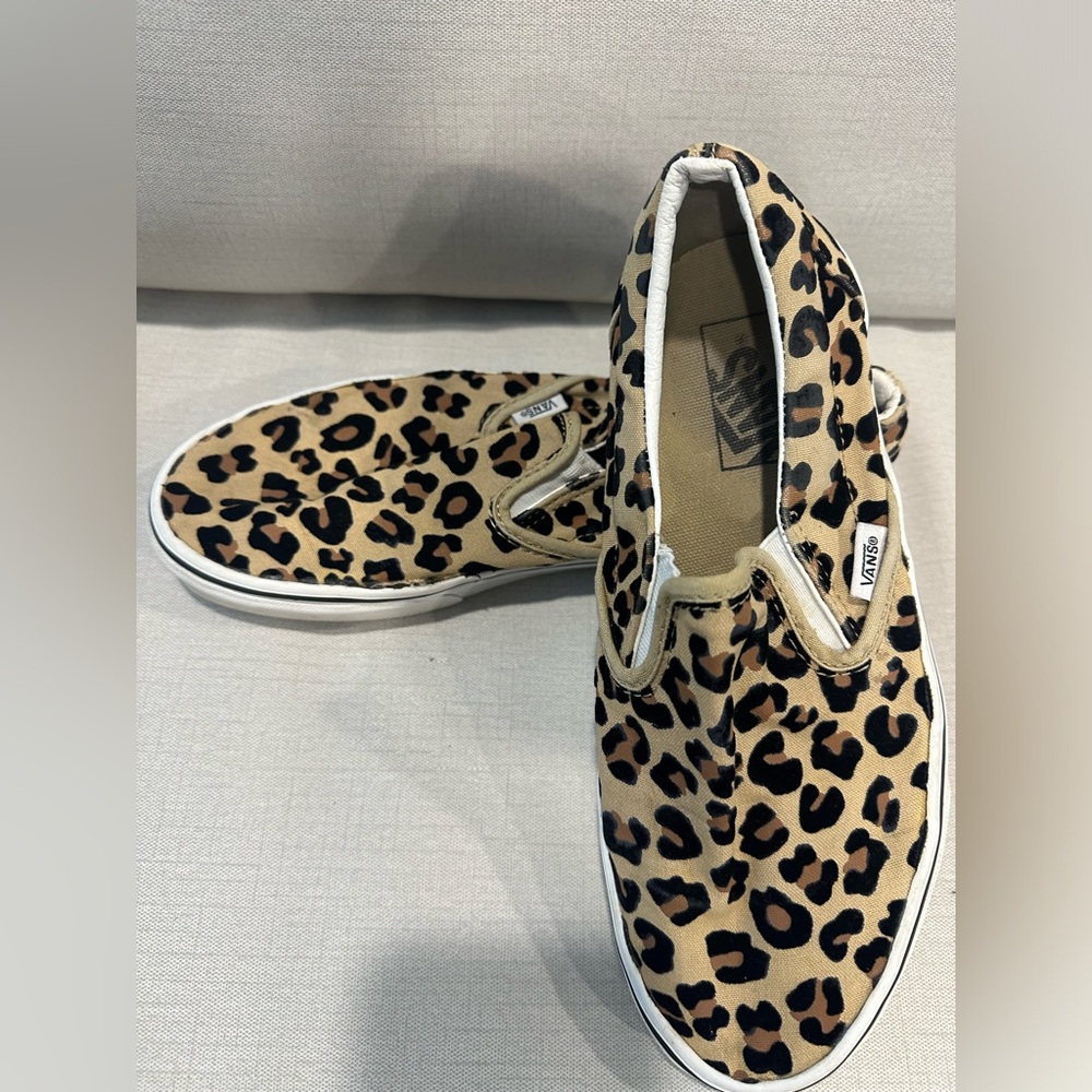 Vans Leopard Print Slip On- Women size 8/ Men 6.5